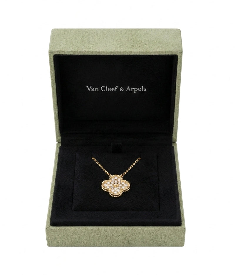 Van Cleef & Arpels Necklace Gold Diamond