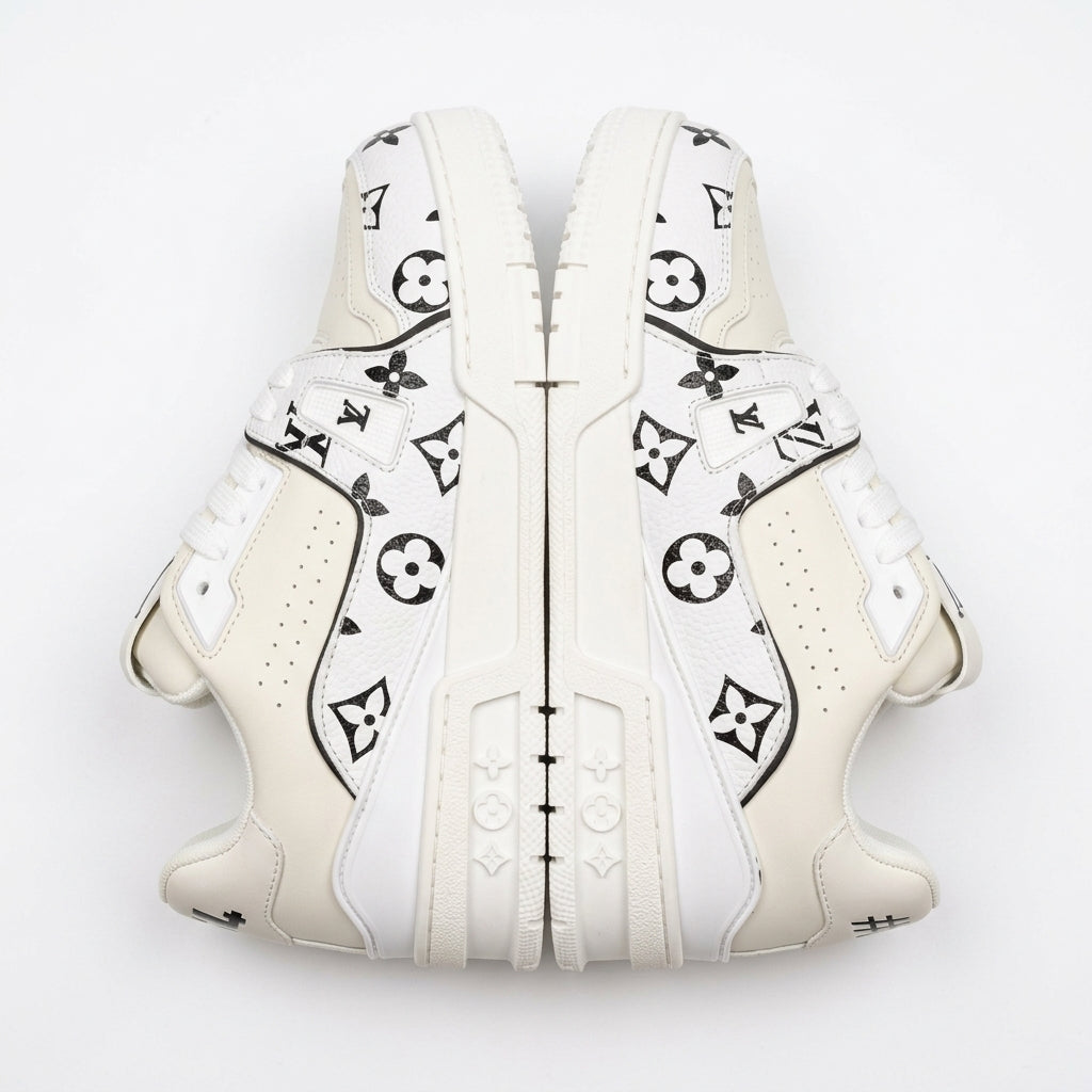 Louis Vuitton 54 B&W