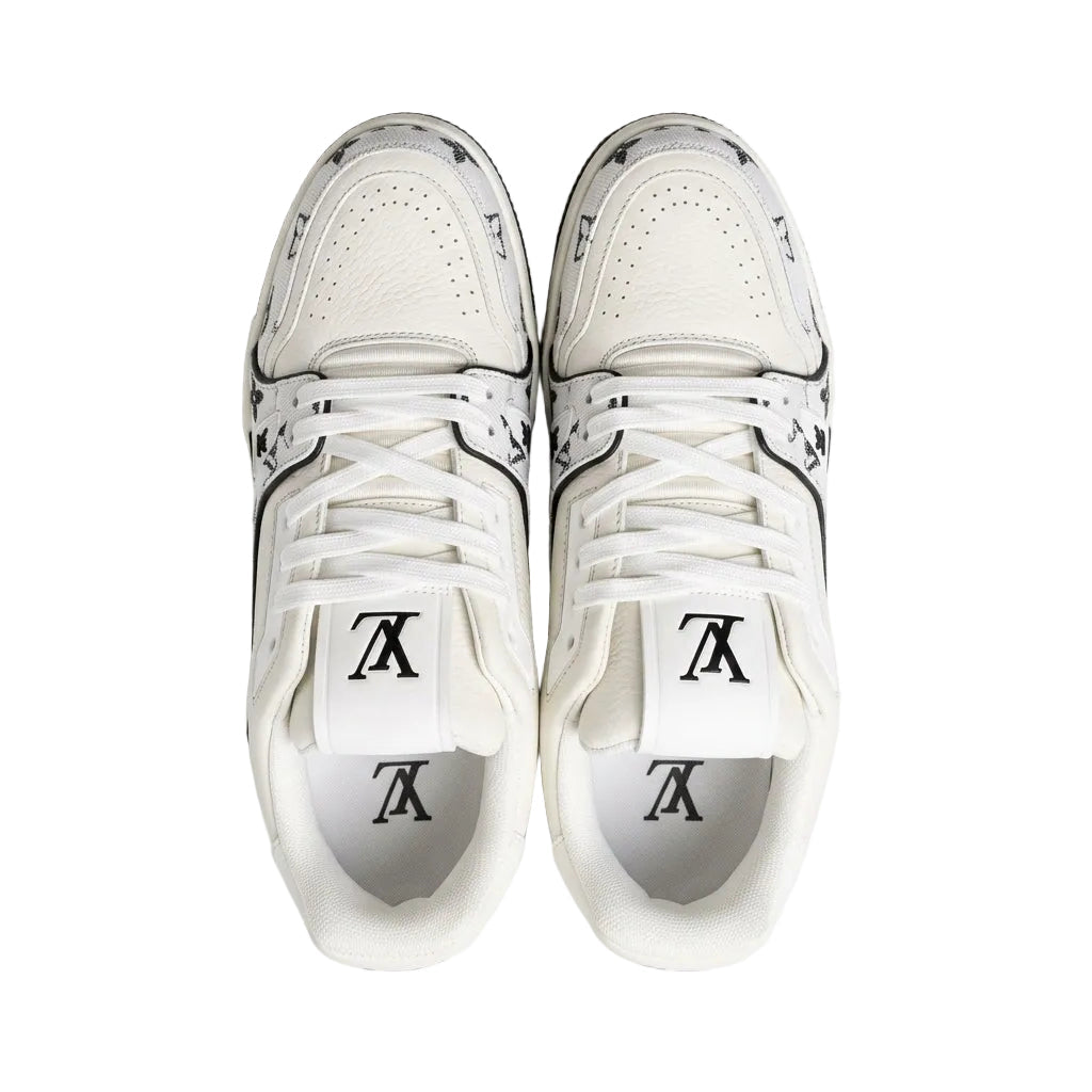 Louis Vuitton 54 B&W